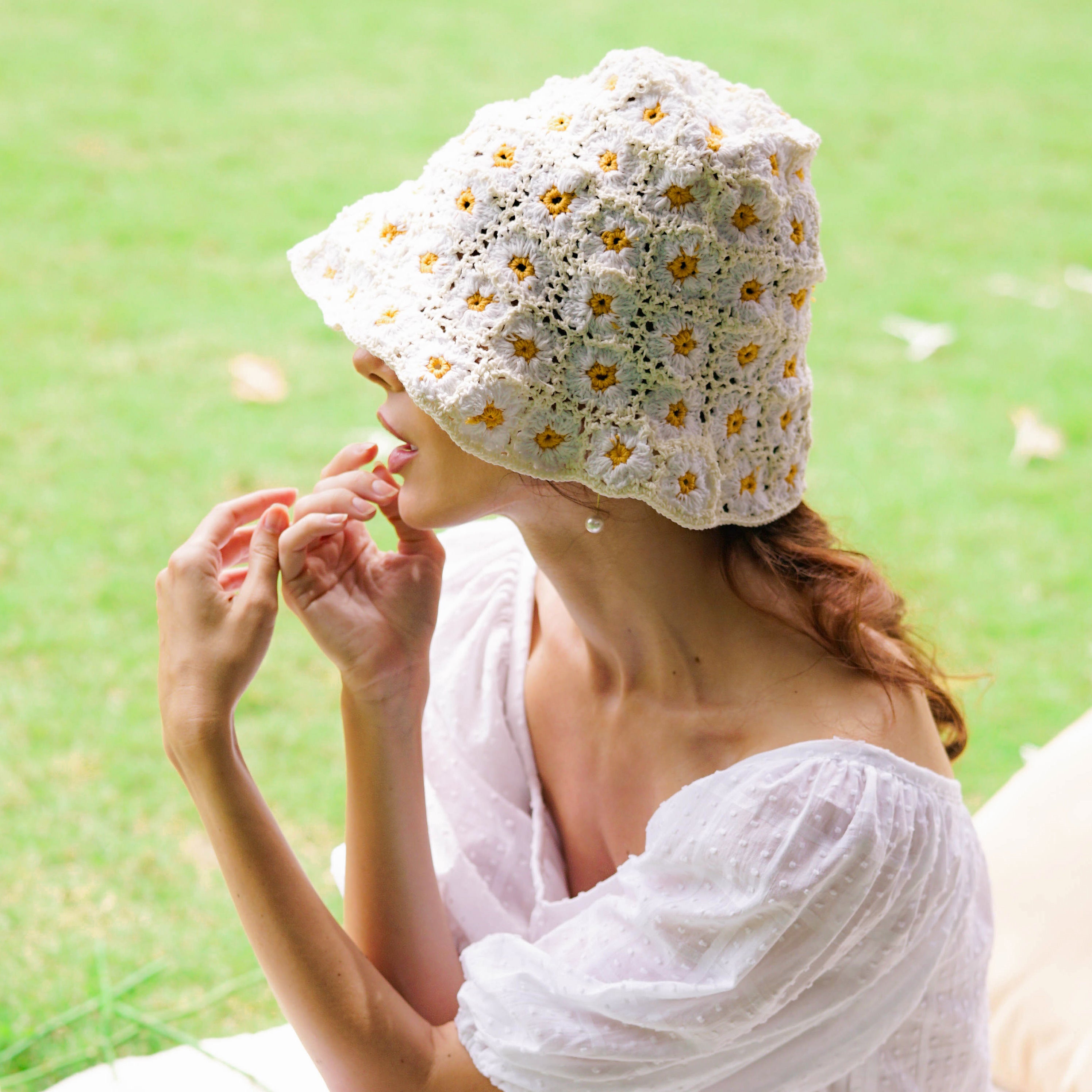 FLORA Crochet Hat, in Off White (Pre-order)